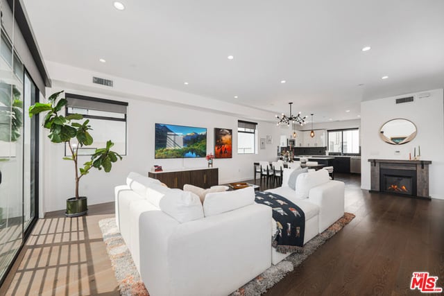 345 N La Fayette Park Place, Los Angeles, CA 90026 — photo 9 of 51