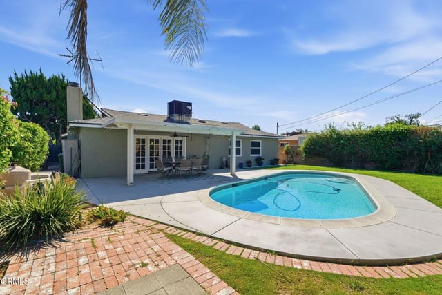 16351 Labrador Street, Northridge, CA 91343 — photo 17 of 36