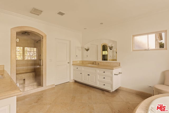 223 24th Street, Santa Monica, CA 90402 — photo 18 of 28