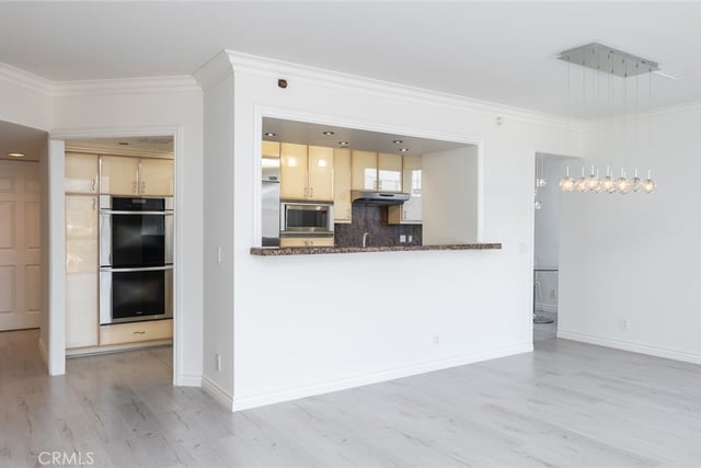 343 E Pioneer Drive 802, Glendale, CA 91203 — photo 10 of 52