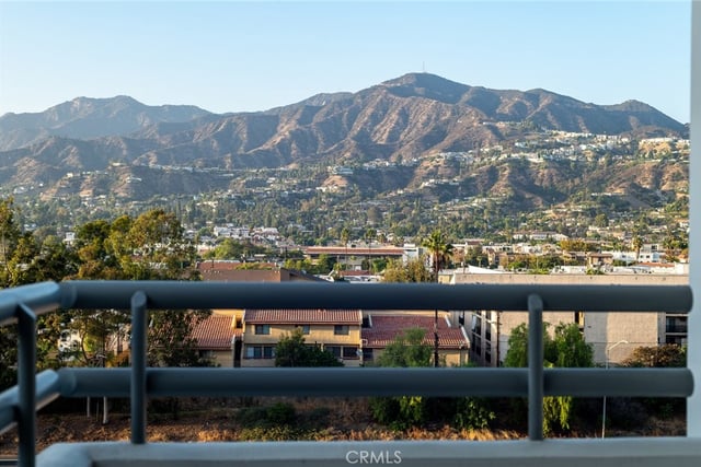 343 E Pioneer Drive 802, Glendale, CA 91203 — photo 36 of 52