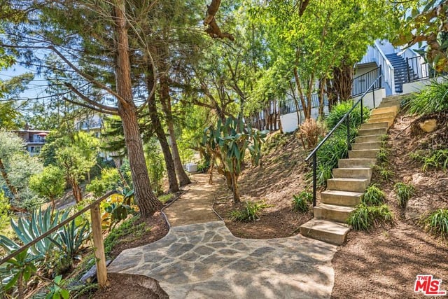 2525 Ivanhoe Drive, Los Angeles, CA 90039 — photo 29 of 46