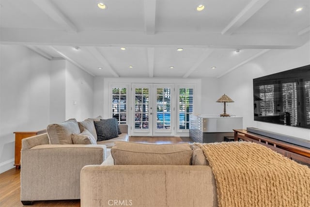 5531 Carpenter Ave, Valley Village, CA 91607 — photo 11 of 37