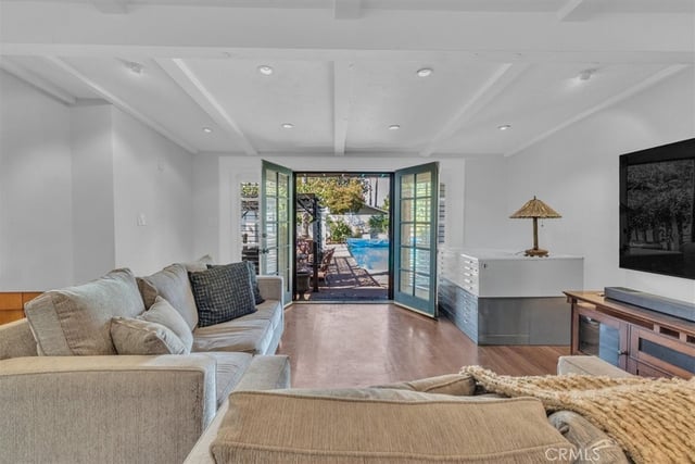 5531 Carpenter Ave, Valley Village, CA 91607 — photo 12 of 37