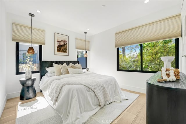 642 N Cahuenga, Los Angeles, CA 90004 — photo 27 of 36