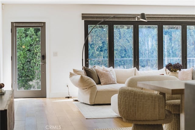 642 N Cahuenga, Los Angeles, CA 90004 — photo 34 of 36