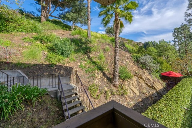 2700 Cahuenga Boulevard E 2217, Los Angeles, CA 90068 — photo 25 of 42