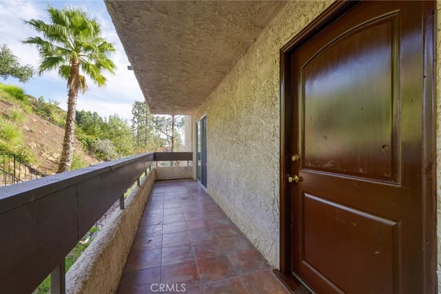 2700 Cahuenga Boulevard E 2217, Los Angeles, CA 90068 — photo 7 of 42