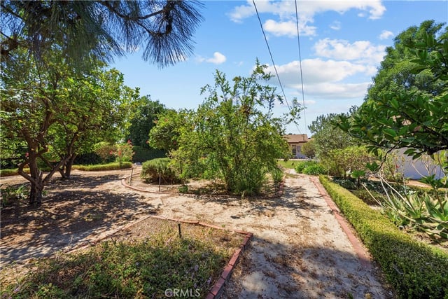 17439 Donmetz, Granada Hills, CA 91344 — photo 46 of 50