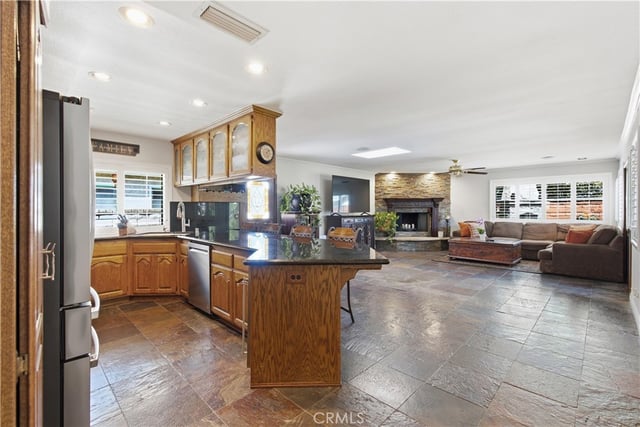 25434 Via Pacifica, Valencia, CA 91355 — photo 5 of 41