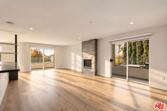 10951 National Boulevard 201, Los Angeles, CA 90064 — photo 11 of 27