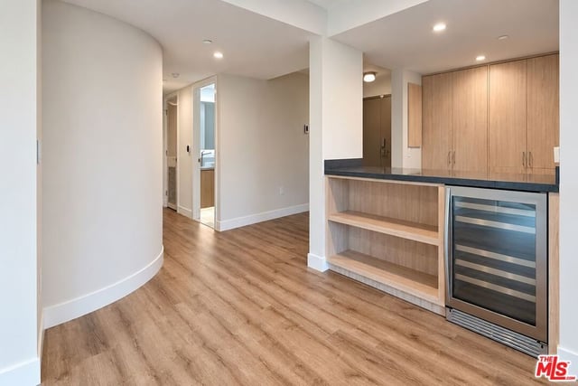10951 National Boulevard 201, Los Angeles, CA 90064 — photo 14 of 27
