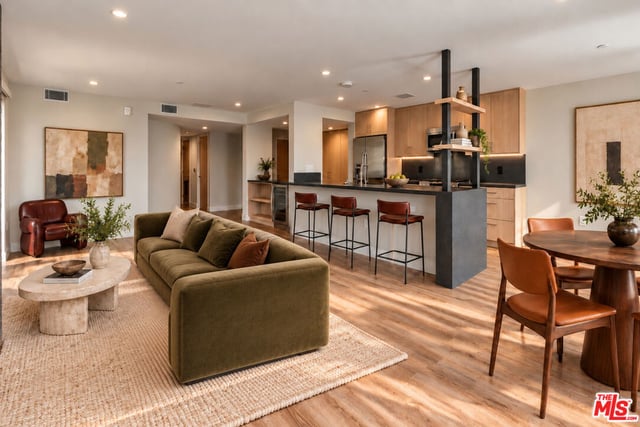 10951 National Boulevard 201, Los Angeles, CA 90064 — photo 7 of 27
