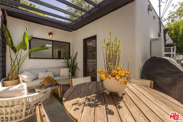 8985 Lloyd Place, West Hollywood, CA 90069 — photo 36 of 40