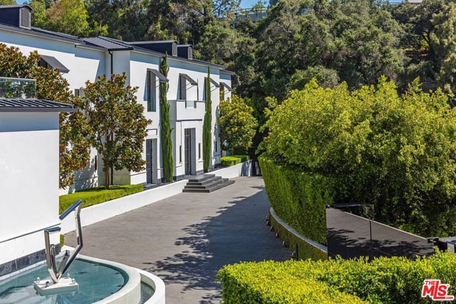 10701 Bellagio Road, Los Angeles, CA 90077 — photo 3 of 41