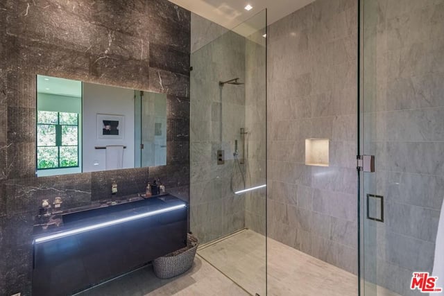 10701 Bellagio Road, Los Angeles, CA 90077 — photo 30 of 41