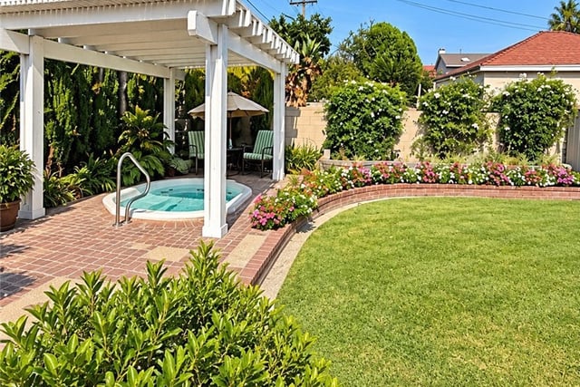 8553 Lowman, Downey, CA 90240 — photo 4 of 25