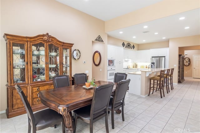 23740 Spruce Meadow Court, Valencia, CA 91354 — photo 7 of 60