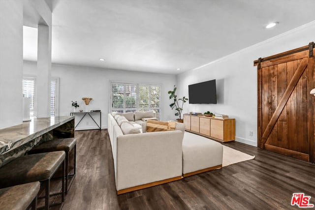 1221 N Kings Road 101, West Hollywood, CA 90069 — photo 10 of 31