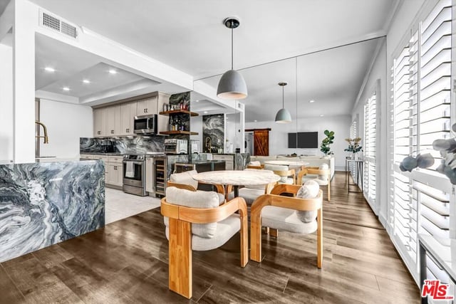1221 N Kings Road 101, West Hollywood, CA 90069 — photo 13 of 31