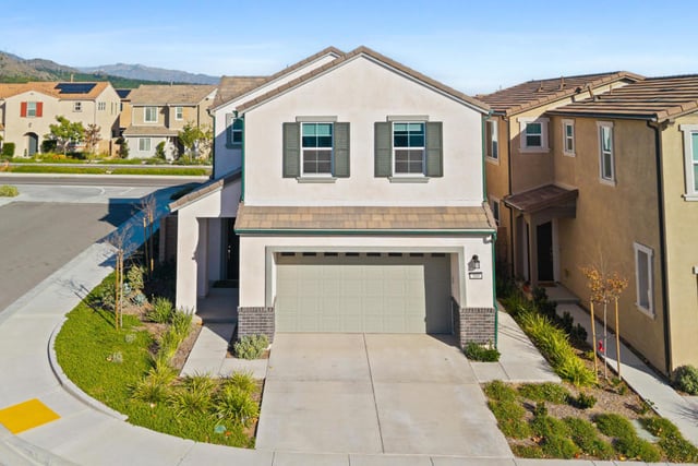 509 Snowdrop Lane, Santa Paula, CA 93060 — photo 2 of 30