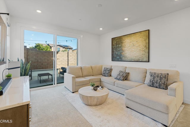 509 Snowdrop Lane, Santa Paula, CA 93060 — photo 9 of 30