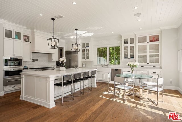 618 15th Street, Santa Monica, CA 90402 — photo 12 of 30