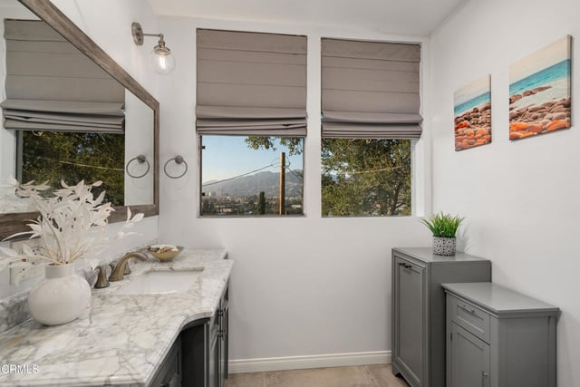 1425 E Palmer Avenue, Glendale, CA 91205 — photo 14 of 25