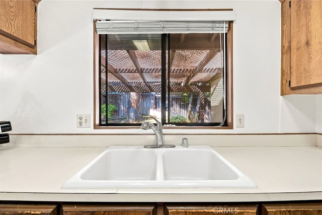 27558 Jasper Way, Castaic, CA 91384 — photo 13 of 31