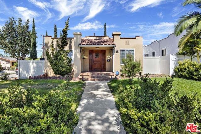 529 W Wilson Avenue, Glendale, CA 91203 — photo 2 of 45