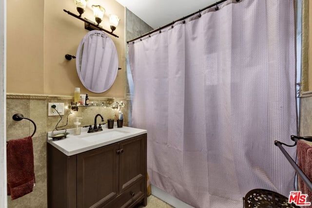 529 W Wilson Avenue, Glendale, CA 91203 — photo 23 of 45