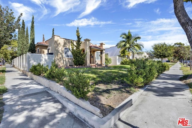 529 W Wilson Avenue, Glendale, CA 91203 — photo 3 of 45