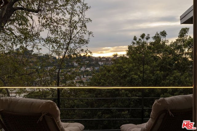 2882 Palmer Drive, Los Angeles, CA 90065 — photo 6 of 23