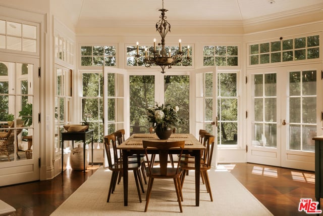 2041 Mandeville Canyon Road, Los Angeles, CA 90049 — photo 12 of 48