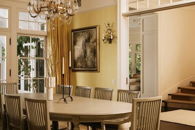 2041 Mandeville Canyon Road, Los Angeles, CA 90049 — photo 17 of 48