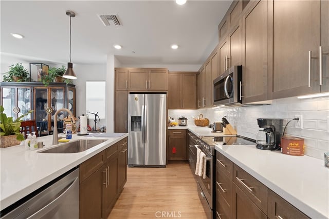 3218 Garnet, Lancaster, CA 93535 — photo 10 of 33