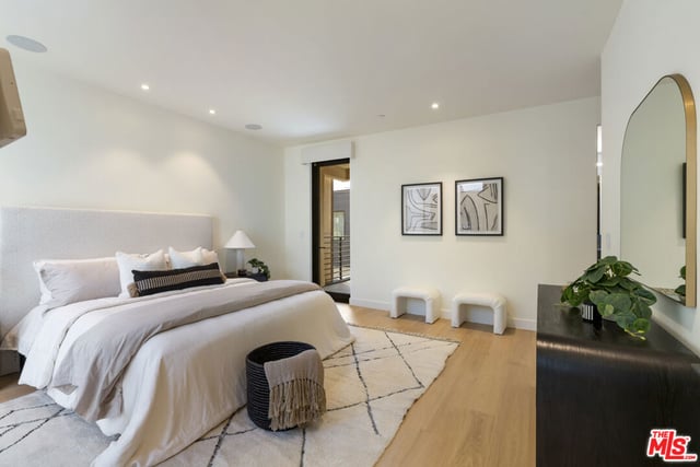 923 Hilldale Ave, West Hollywood, CA 90069 — photo 20 of 51