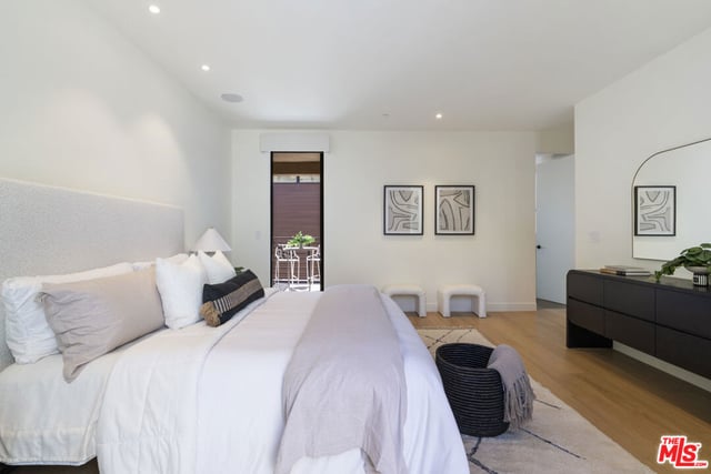 923 Hilldale Ave, West Hollywood, CA 90069 — photo 23 of 51