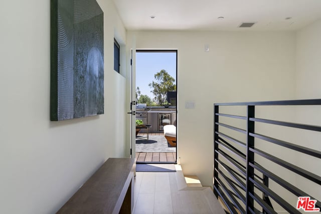923 Hilldale Ave, West Hollywood, CA 90069 — photo 36 of 51
