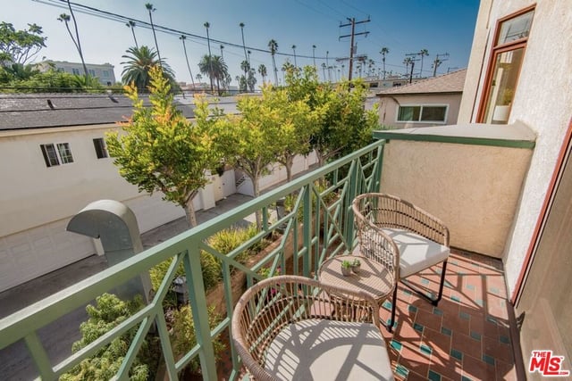 1044 5th Street 202, Santa Monica, CA 90403 — photo 13 of 28