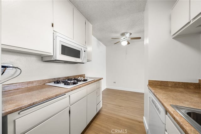 421 S La Fayette Park Place 726, Los Angeles, CA 90057 — photo 5 of 27