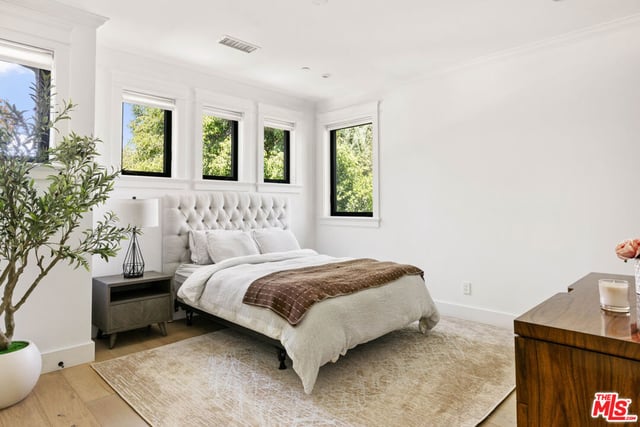 4104 Kraft Avenue, Los Angeles, CA 91604 — photo 19 of 23