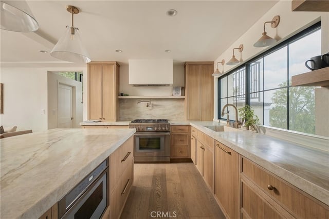 4335 Chaumont Road, Woodland Hills, CA 91364 — photo 13 of 38