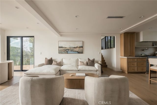 4335 Chaumont Road, Woodland Hills, CA 91364 — photo 16 of 38