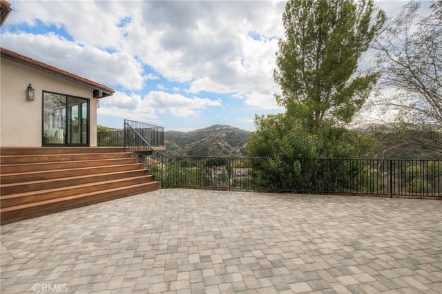 4335 Chaumont Road, Woodland Hills, CA 91364 — photo 34 of 38