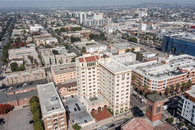 315 W 3rd 903, Long Beach, CA 90802 — photo 16 of 18