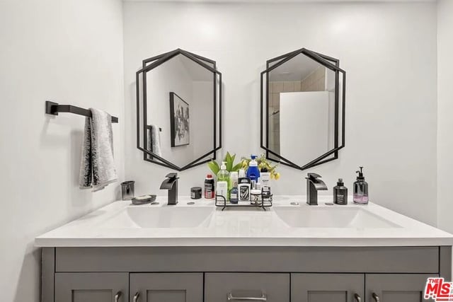 5305 White Oak Avenue F, Encino, CA 91316 — photo 31 of 45