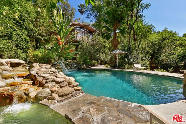 17269 Oak View Drive, Encino, CA 91316 — photo 45 of 47