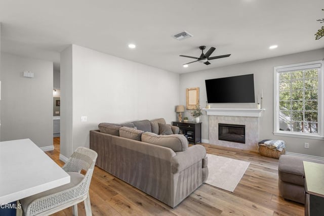 484 Via Olivera, Camarillo, CA 93012 — photo 20 of 57
