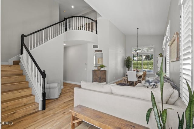 484 Via Olivera, Camarillo, CA 93012 — photo 7 of 57